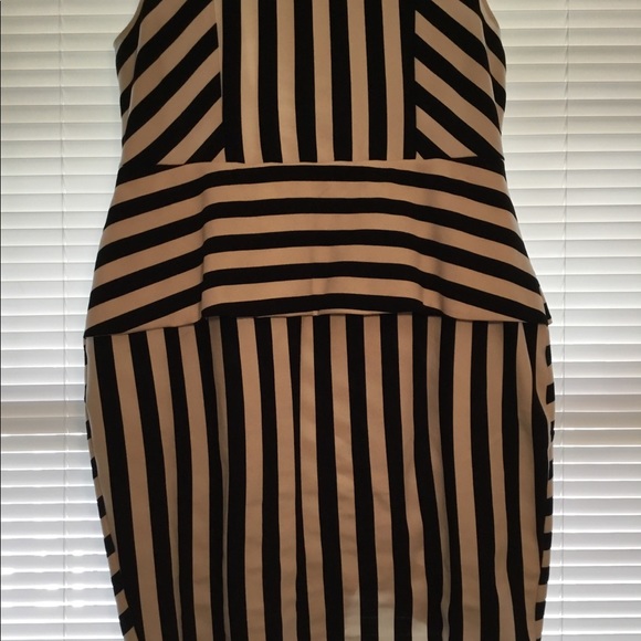 Fashion to Figure fitted dress! - Picture 8 of 8